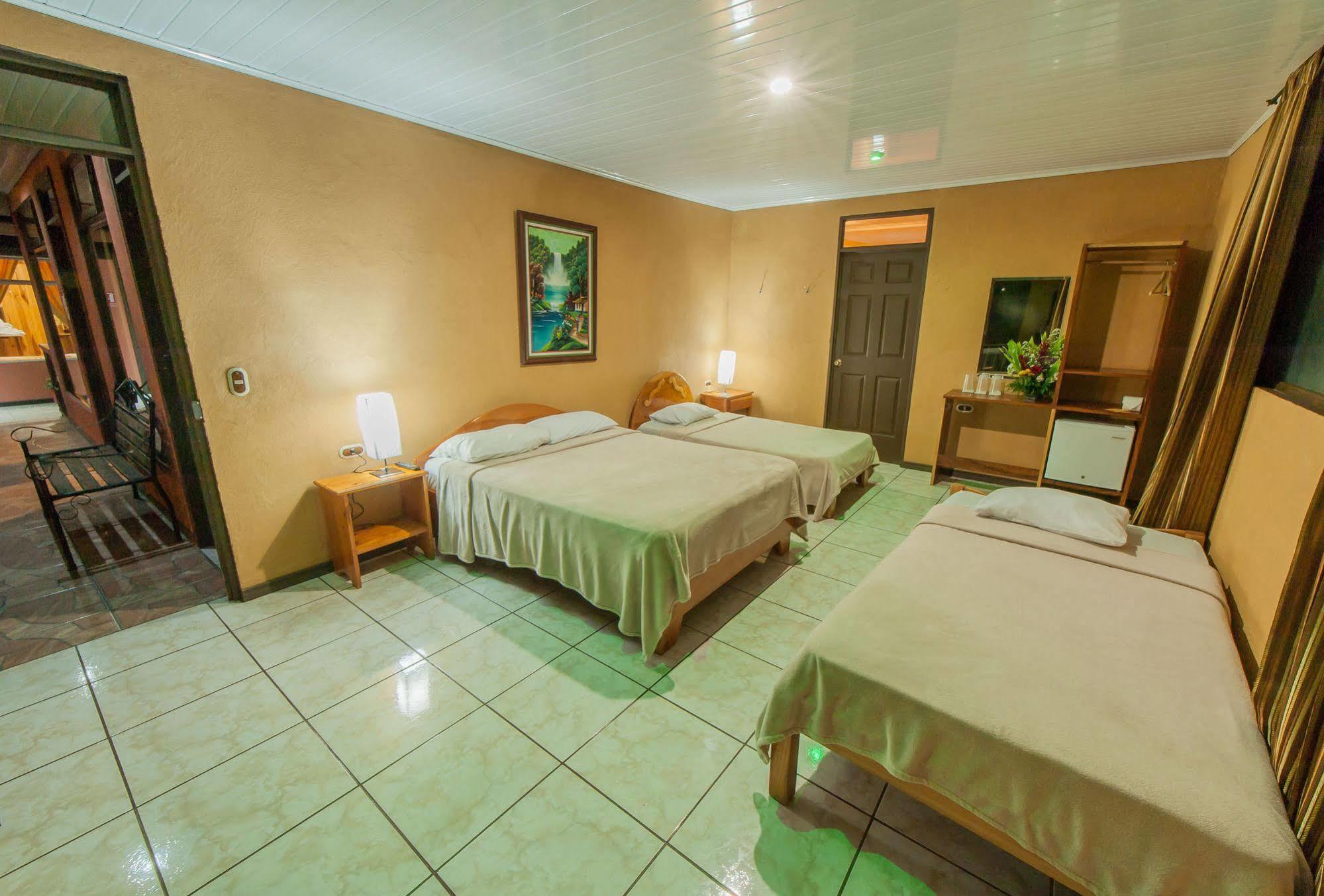 Cabinas Eddy B&B Monteverde Exterior foto